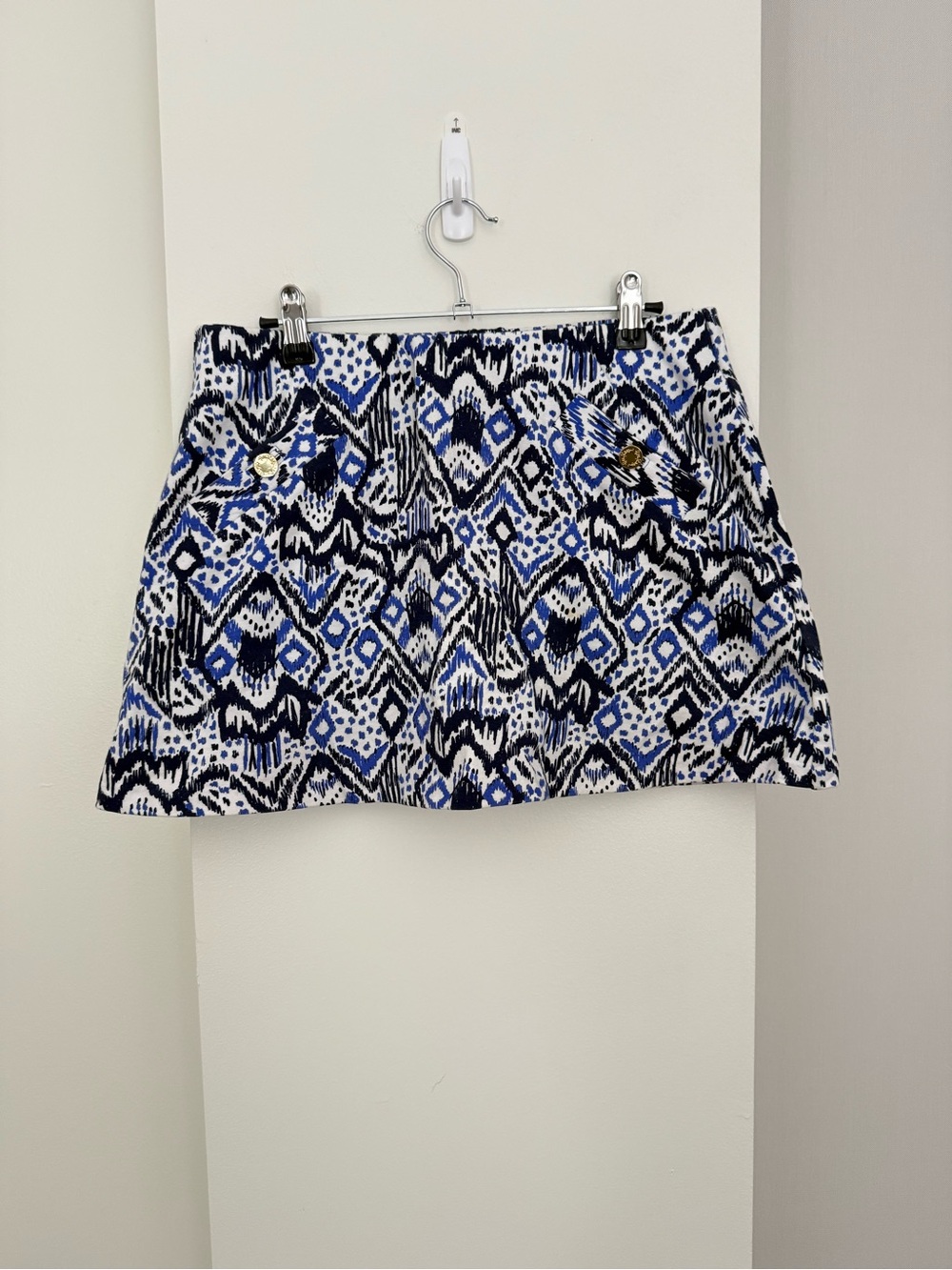 Lilly Pulitzer Blue, Black Blue & White Printed Madison Mini Skort (fake pockets